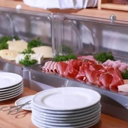 מלון Savoy בון